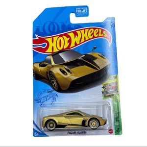 Hot wheels custom Pagani Huayra real riders